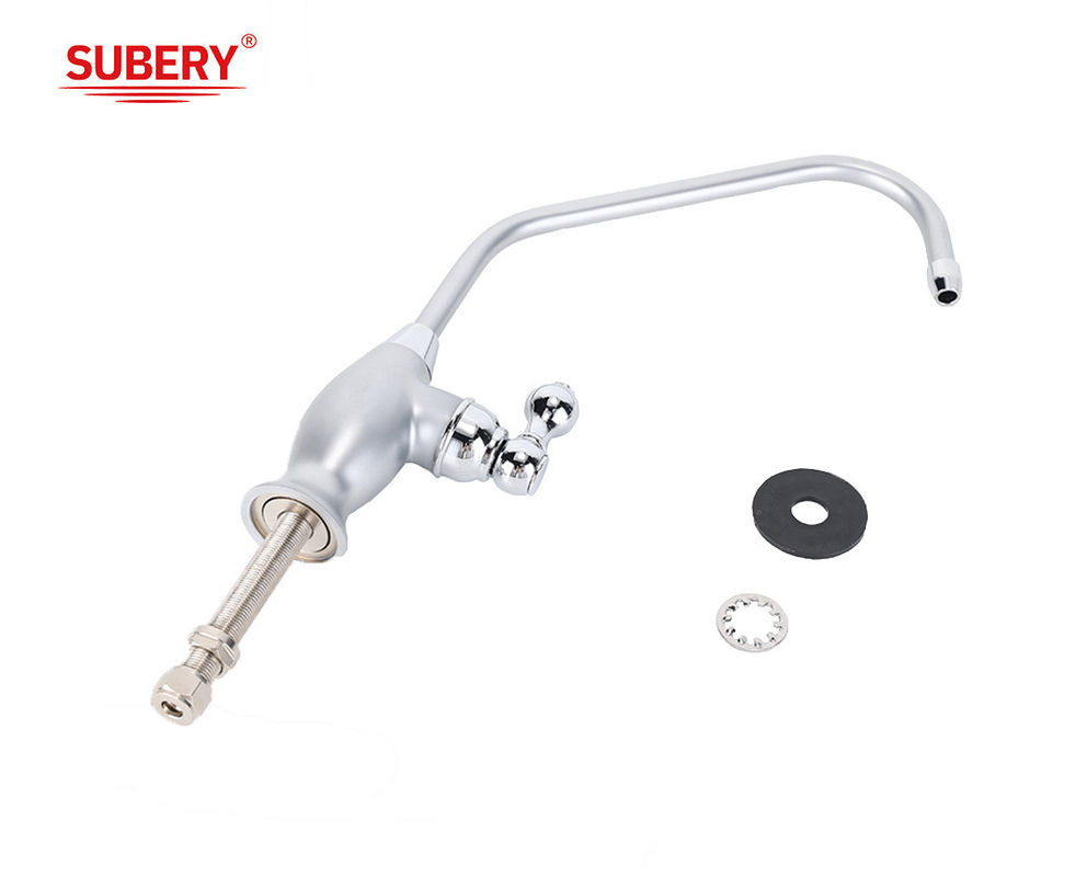 Máy bơm bồn tắm có một đòn bẩy cao
